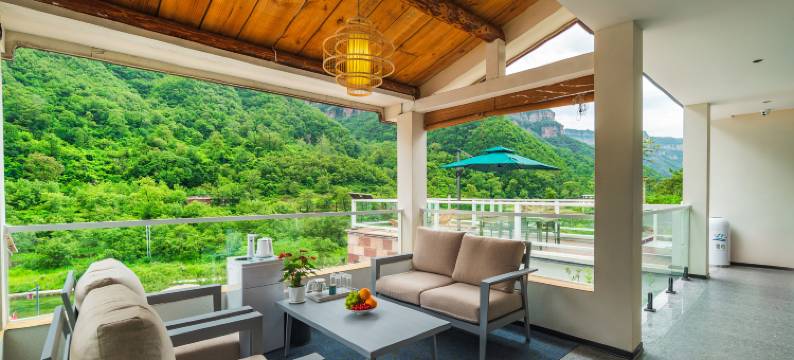 叁笙·云陌Couryard·设计师山景民宿(石板岩太行大峡谷店)图片
