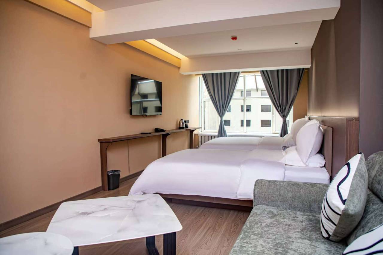 加利大酒店( 乌海市政府乌海湖店)