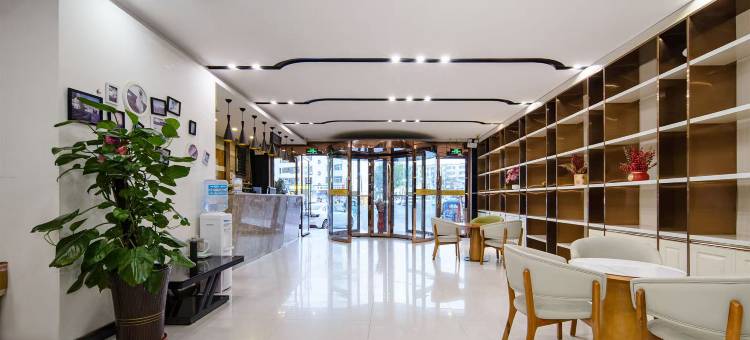 云朵精品酒店(银川新华街南门广场店)图片
