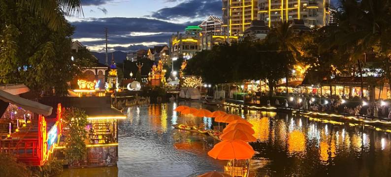 西双版纳景洪麗飞酒店(告庄星光夜市店)图片