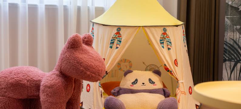 丽呈艾笙酒店(牡丹广场万达店)图片