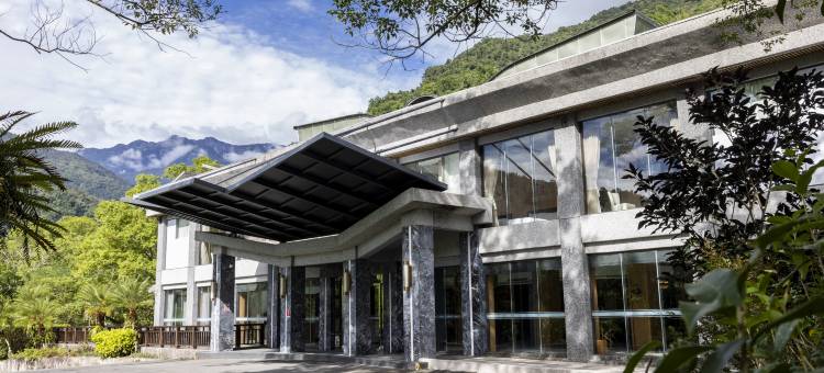 天成逸旅-蝴蝶谷图片