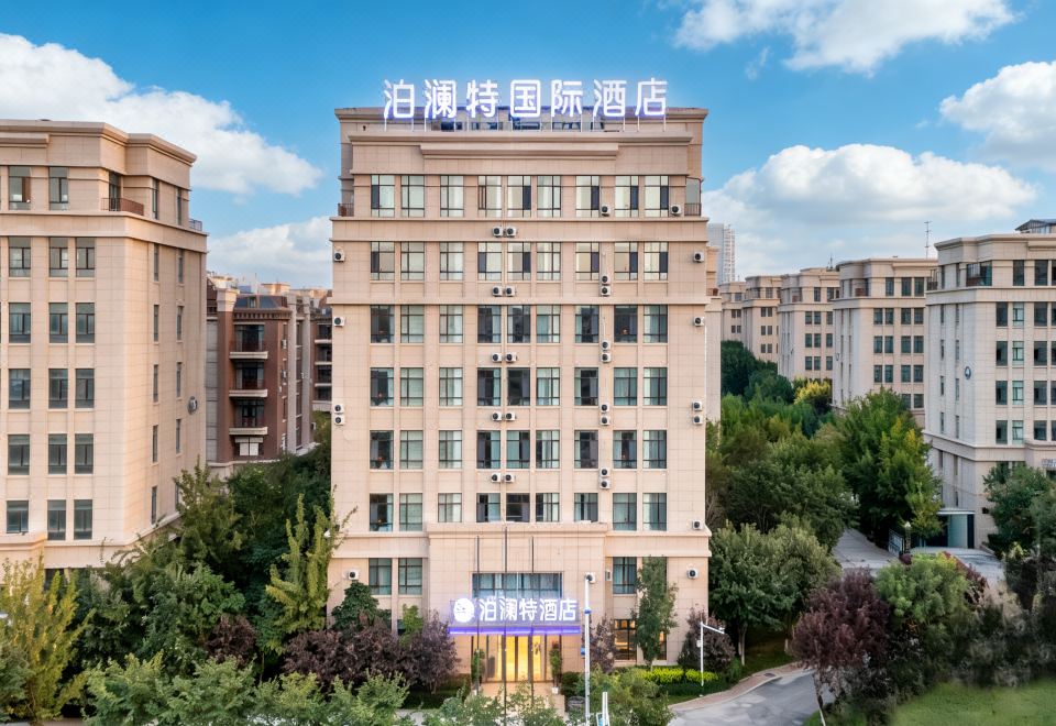 Bolante HotelOver view