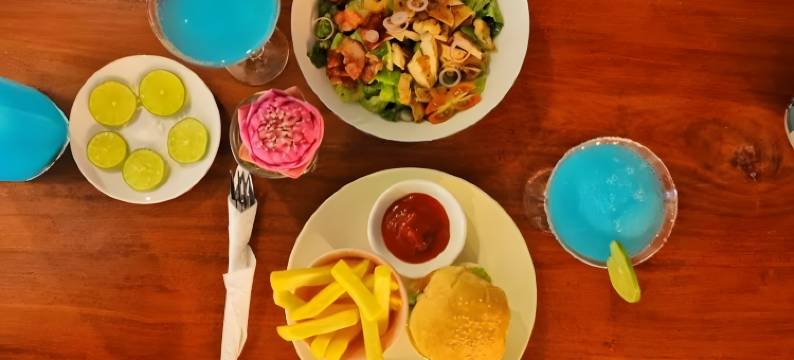 游泳池畔别墅(Poolside Villa)图片