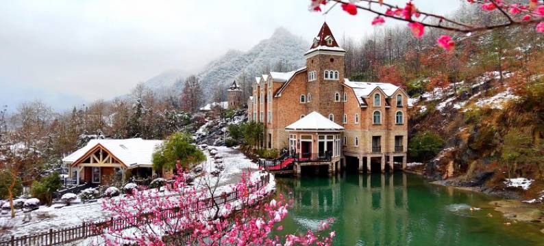 东黄山城堡酒店图片