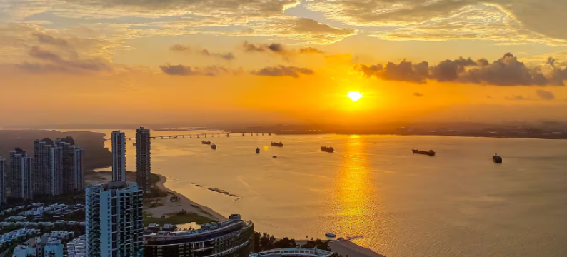 Spectacular Seaview Apartment at Forest City图片