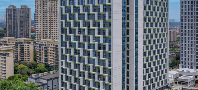 南昌红谷滩铜锣湾广场美仑酒店图片