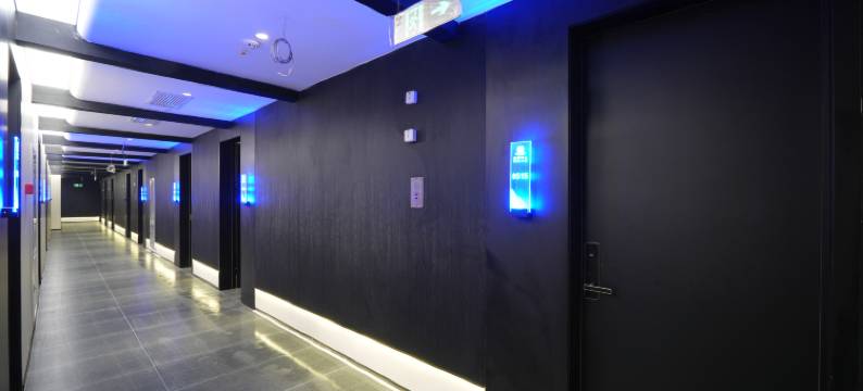 寓约电竞·SUPER酒店(武胜路上海商城店)图片