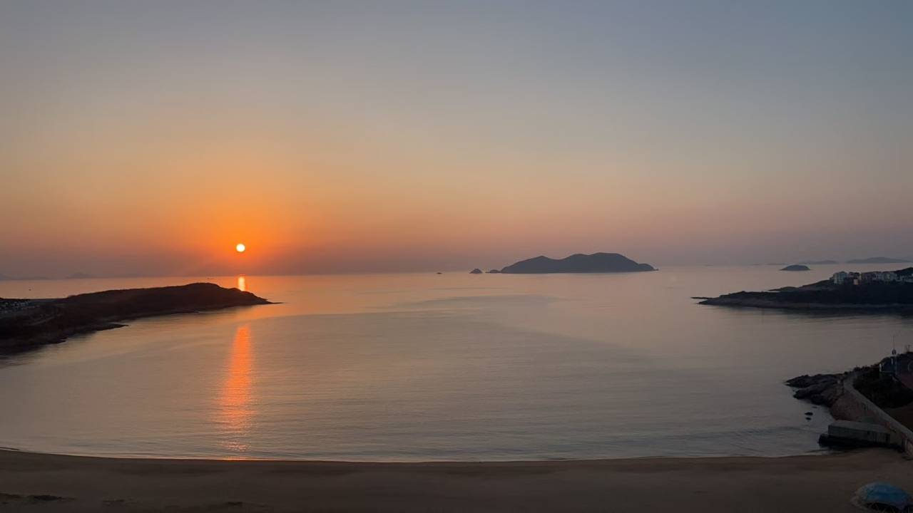 心寓・Sea Whisper・一线日出海景度假美宿(象山松兰山景区店)图片