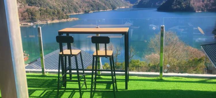海天云镜全景酒店(天池景区店)图片