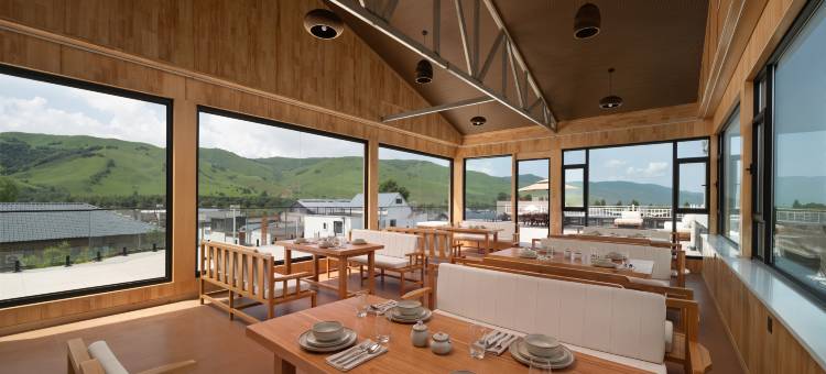 梦落·与山邻DREAMFALL|360°绿野仙踪全景岚宿(那拉提旅游景区店)图片