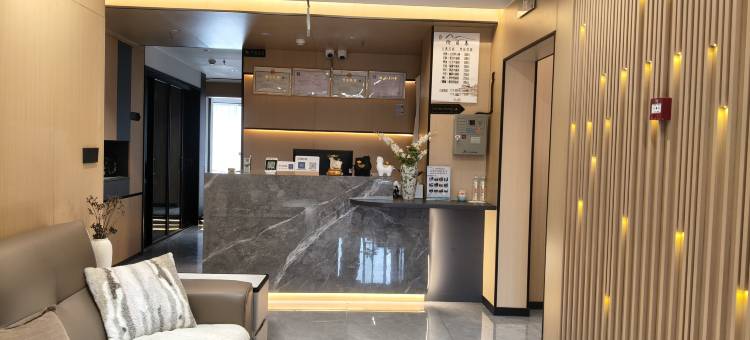 云湾民宿(六盘水山语城店)图片