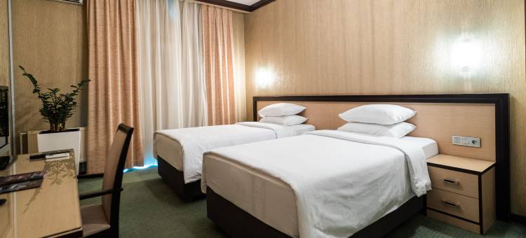 Cosmos Surgut City Park Hotel图片