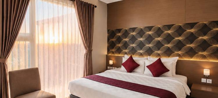 吉打里维瓦酒店 - 阿扎纳精选(Viva Hotel Kediri, Azana Hotel Collection)图片