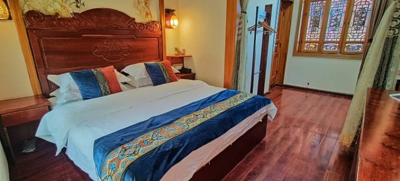 巍山圣安居客栈图片