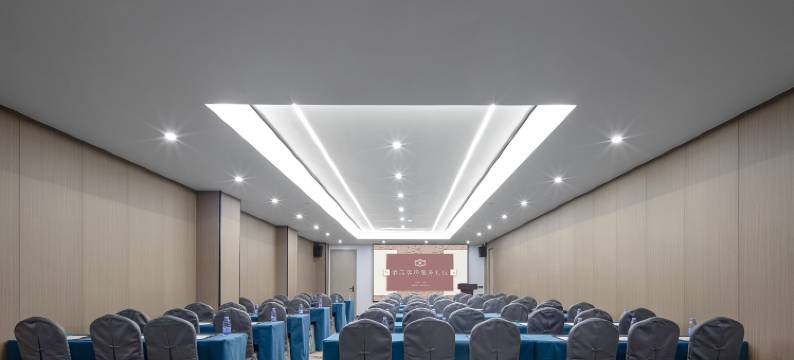 金豪国际酒店(长沙站阿弥岭地铁站店)图片