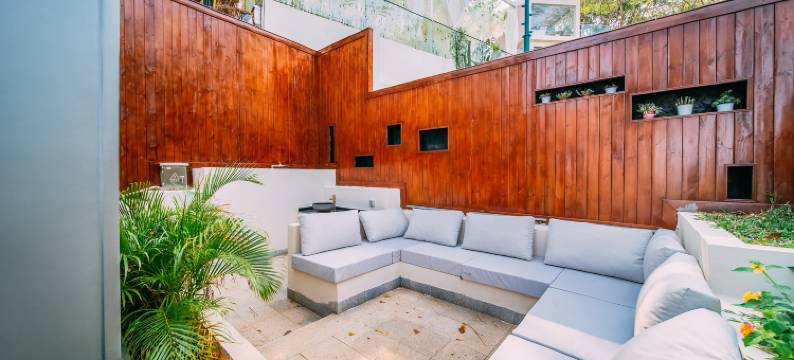 乐图房车度假民宿(鹿回头店)图片