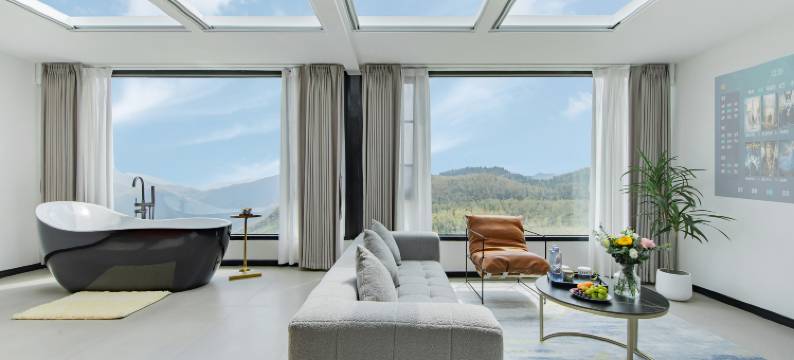 随遇ZeLin·山巅之境360°环山温泉美宿(安吉江南天池滑雪场店)图片