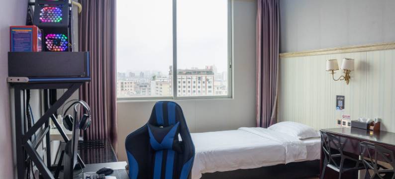 头号玩家电竞民宿(阳江新达城店)图片