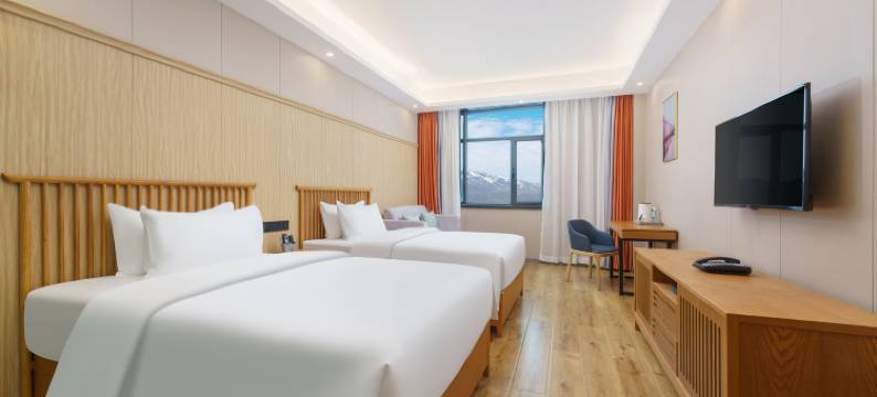 巴音布鲁克云尚尊酒店图片