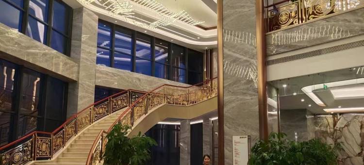 瑞盈大酒店(邯郸市政府高铁东站店)图片