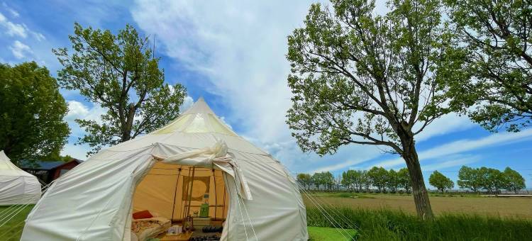 青海湖呷布哒野奢露营民宿图片