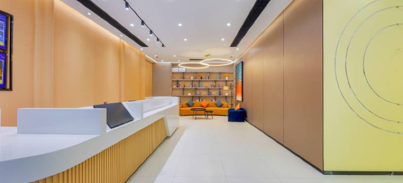 爱玩电竞酒店(万载古城宝塔路步行街店)图片