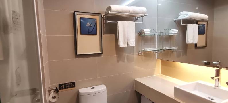 东莞世纪城羽毛球俱乐部酒店图片