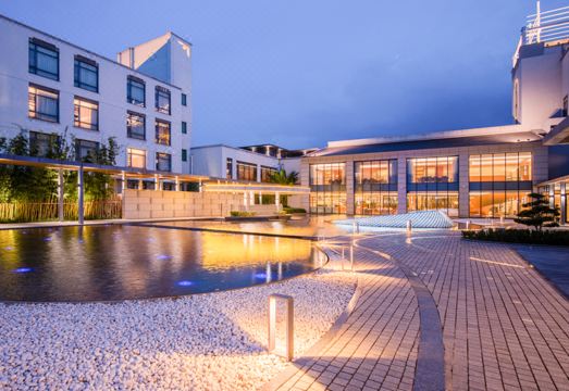 苏州恒力度假酒店外景图