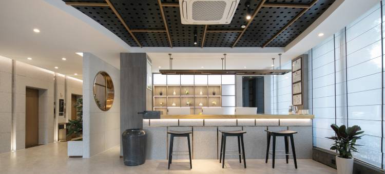 朗丽兹酒店(武汉光谷金融港工程大学店)图片