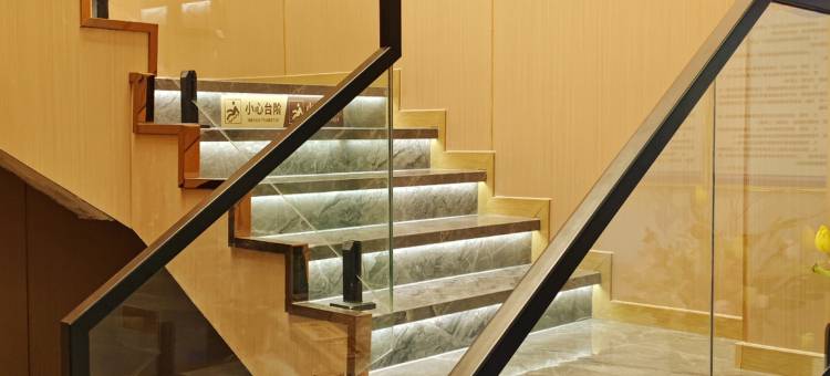 月畔湾轻奢酒店图片