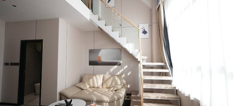 蓝调轻奢·民宿公寓(天福广场店)图片