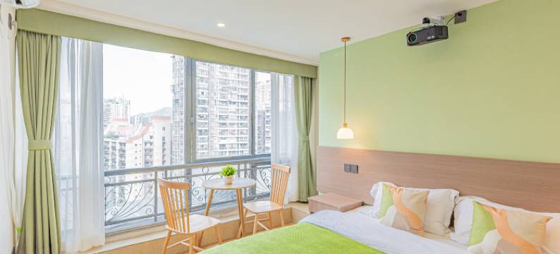 渝见你民宿(重庆解放碑步行街洪崖洞店)图片