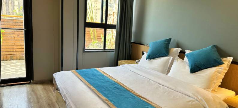 世茂印象酒店(成都龙泉总部经济港店)图片