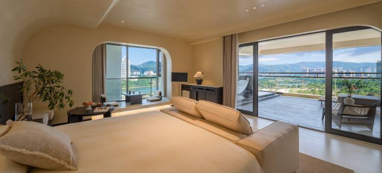 雲中宿空中江景民宿(泼水广场店)图片