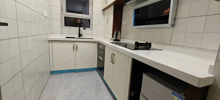 阿龙的家庭影音民宿(体育场地铁站店)图片