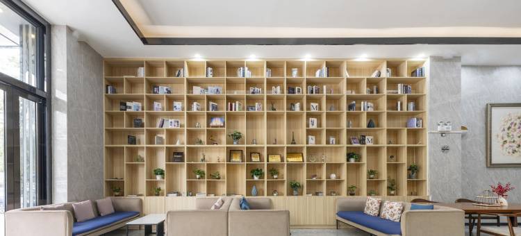 云绯酒店(东莞谢岗广场店)图片