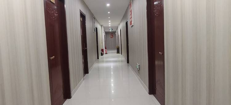 扬州朋泰商务宾馆(奥邦广场店)图片