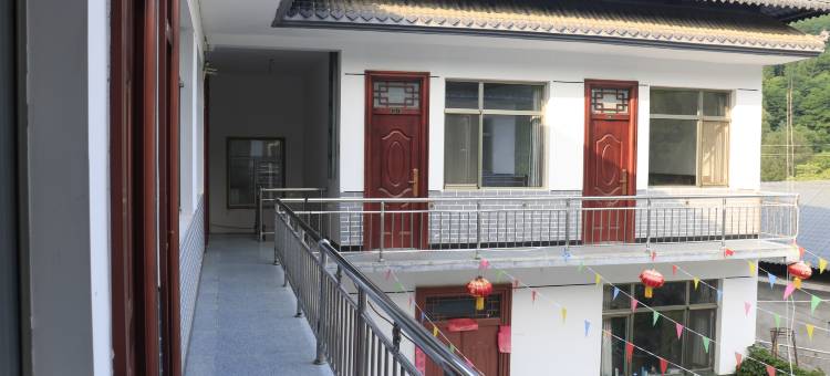 骆驼王子民宿(麦积山石窟景区店)图片