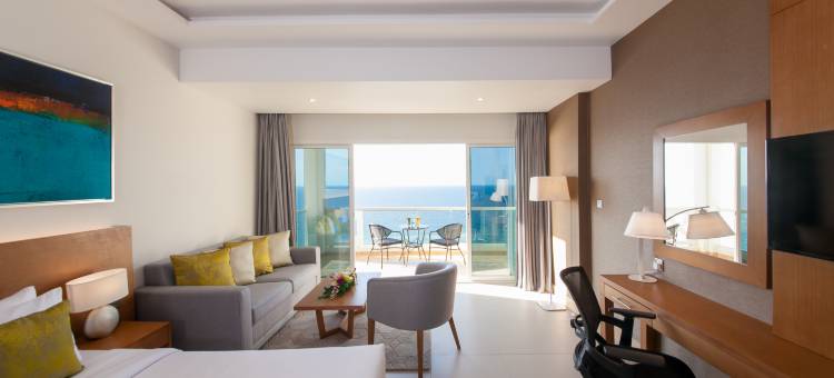 阿吉曼海滩温德姆华美达酒店(Ramada by Wyndham Beach Hotel Ajman)图片