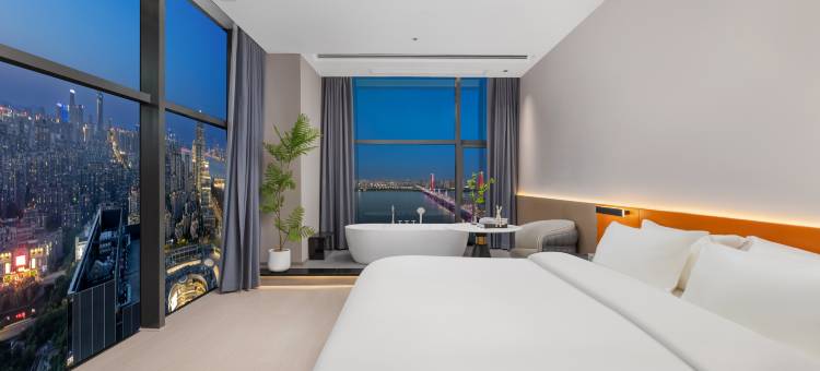 DC云端酒店(红谷滩南昌之星摩天轮店)图片