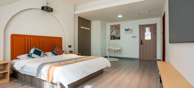 蓝登臻选酒店图片