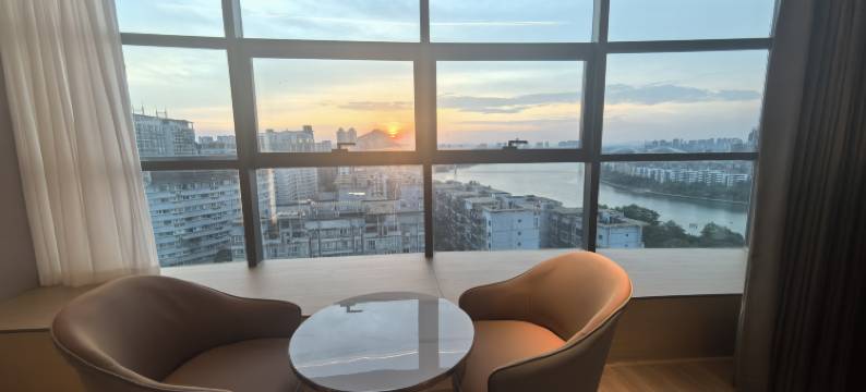 柏雅民宿(柳州银泰城店)图片