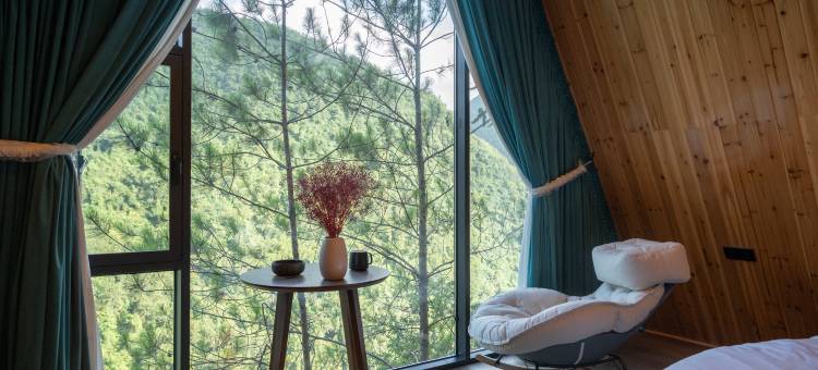 建始巨猿谷悬崖民宿图片