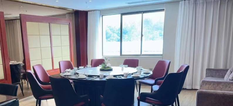 武汉鸿坤酒店(汉阳永安堂地铁站店)图片