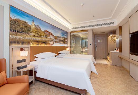 Vienna Hotel (Zhuozhou High-speed Railway Station)Hotel Overview