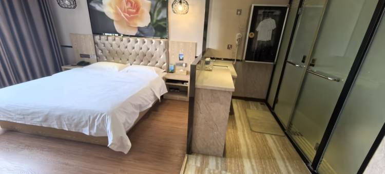 崇左6+1精品酒店图片