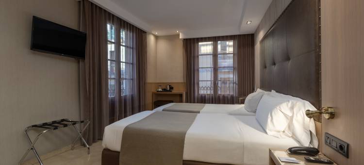 巴西诺大酒店(Gran Hotel Barcino)图片