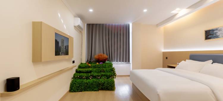 艺龙安云酒店(青岛胶州火车站胶州汽车总站店)图片