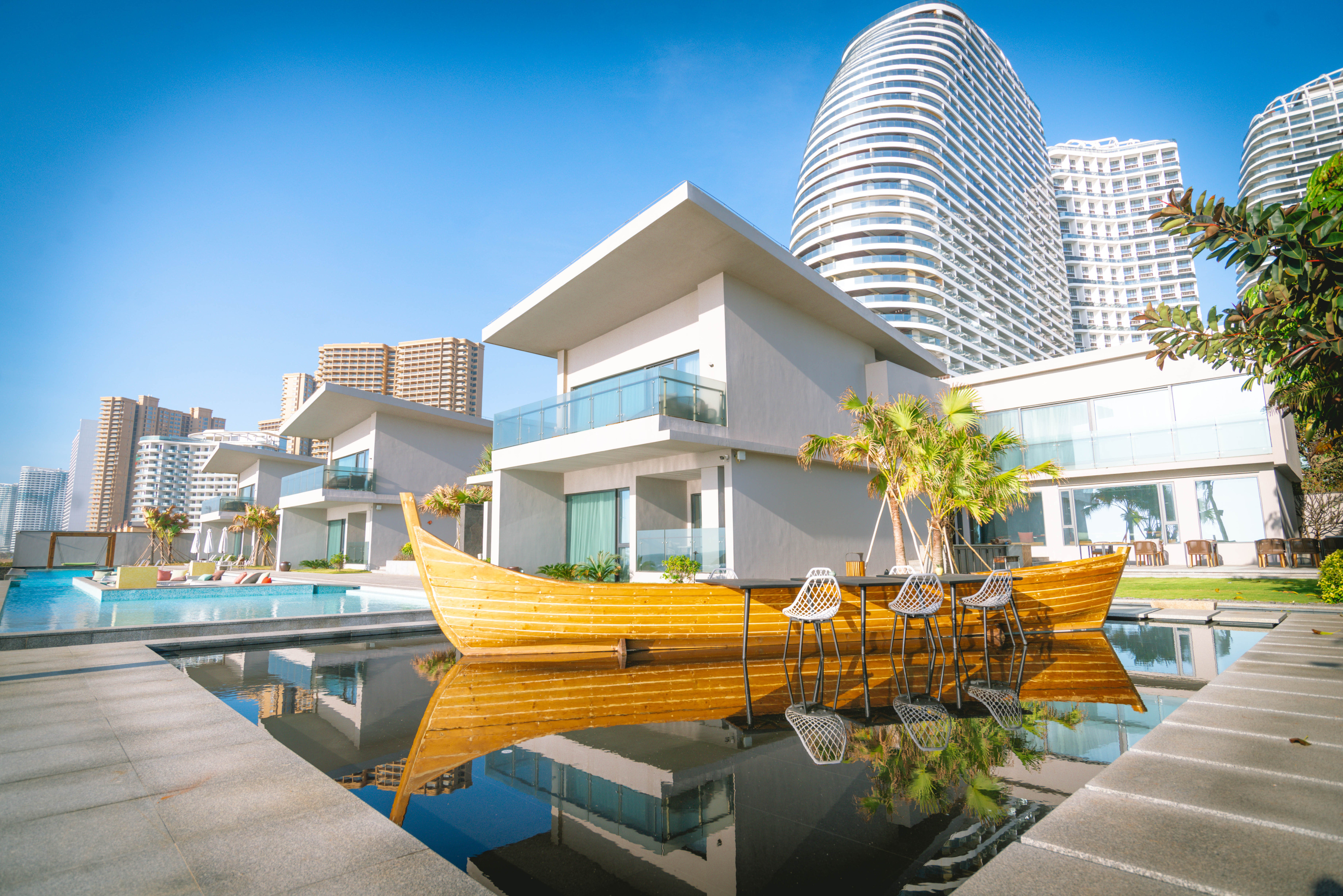 SANDALWOODS TANHOUSE SHUANGYUE BAY HUIZHOUOver view